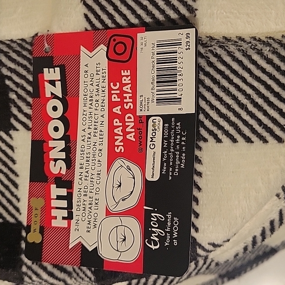 Woof Pet Bed - Picture 5 of 5